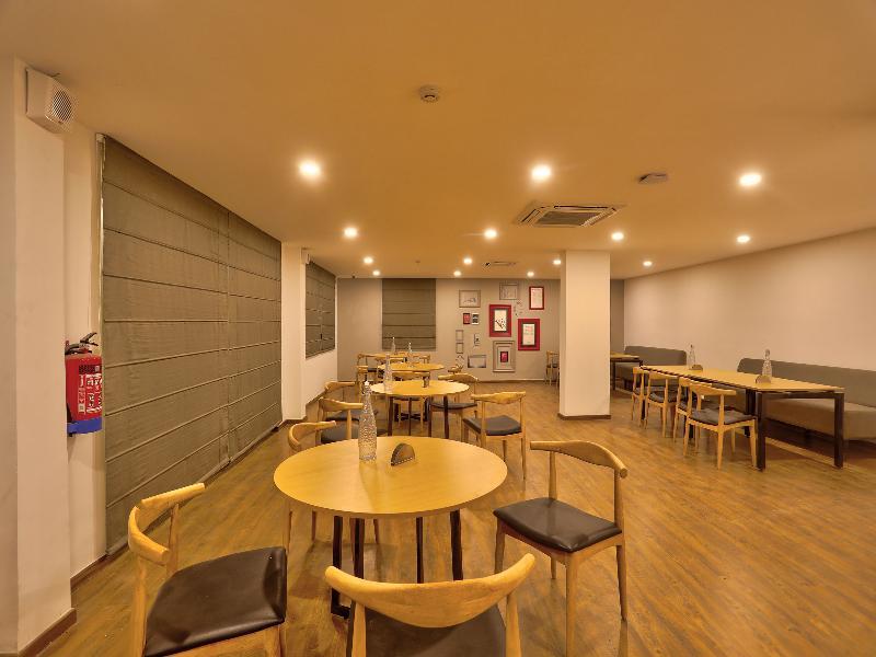 Oyo Townhouse 87 Spartan Nagar Chennai Exterior foto
